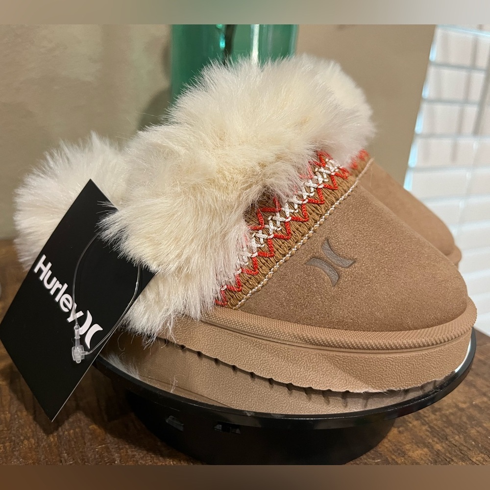 Hurley Girls Kimmie House Slippers, new!